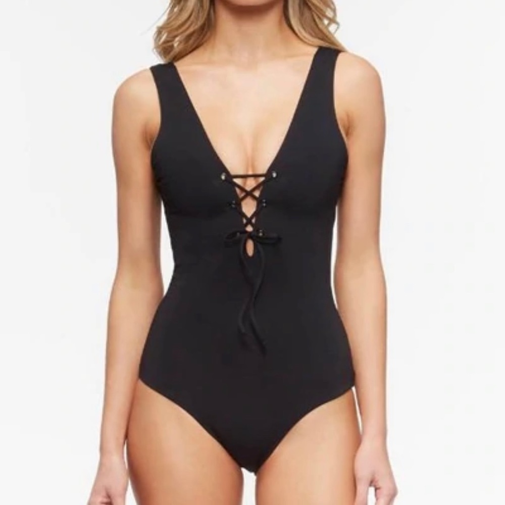 Tavik Roan Medium Bathing Suit Black